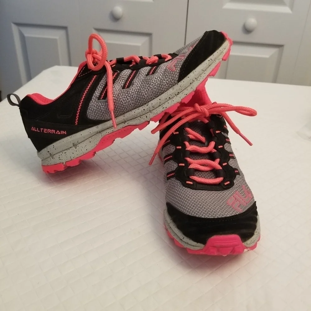 Fila Endurance EVO Cross Training Sneakers Womens Gray/Black/Pink Size 7